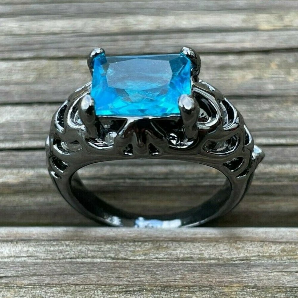Fashion Ring Black Tone Faux Blue Stone Women Rings Fashion Jewelry Size 7.5
